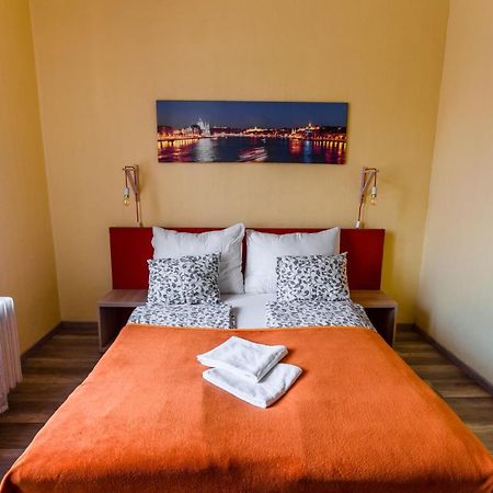 Goodmo House Hostel Budapest Exterior photo