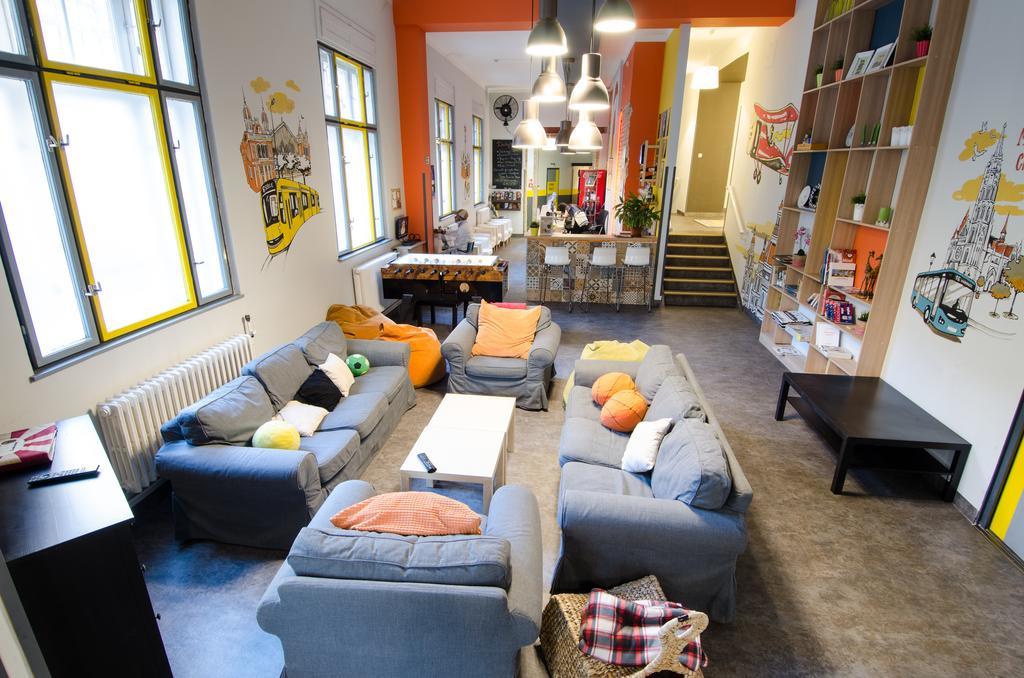 Goodmo House Hostel Budapest Exterior photo