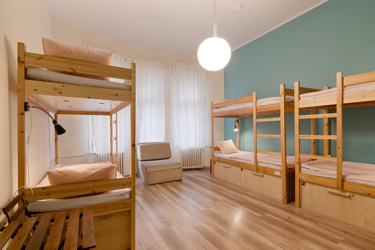 Goodmo House Hostel Budapest Exterior photo