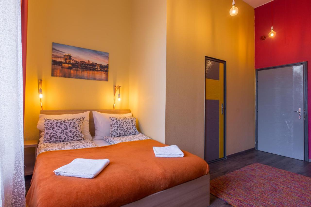 Goodmo House Hostel Budapest Exterior photo