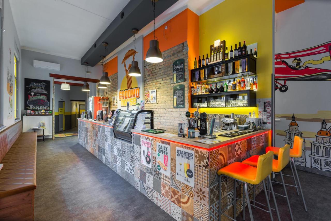 Goodmo House Hostel Budapest Exterior photo