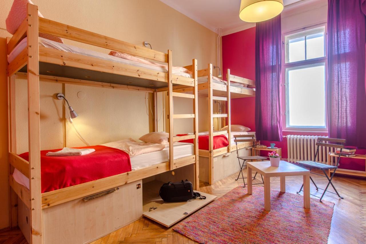 Goodmo House Hostel Budapest Exterior photo